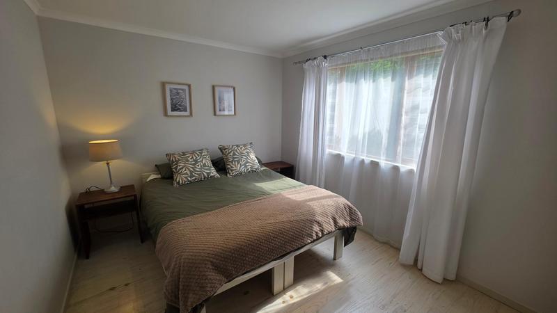 5 Bedroom Property for Sale in Glentana Western Cape